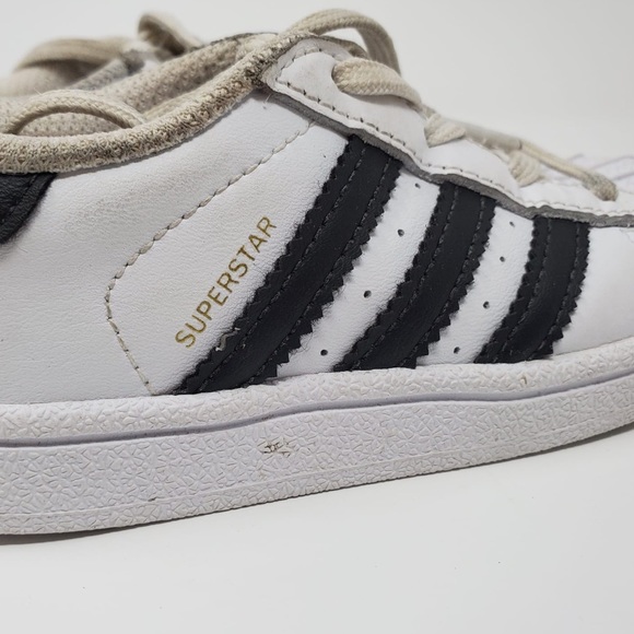 Adidas Little Kids Superstar Casual Sneaker - Picture 5 of 7